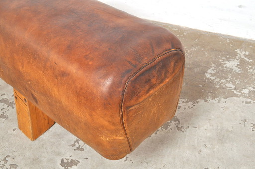 Vintage Turnpike / Seat bench