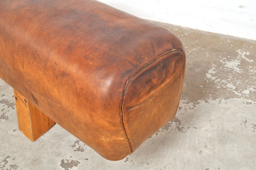 Vintage Turnpike / Seat bench