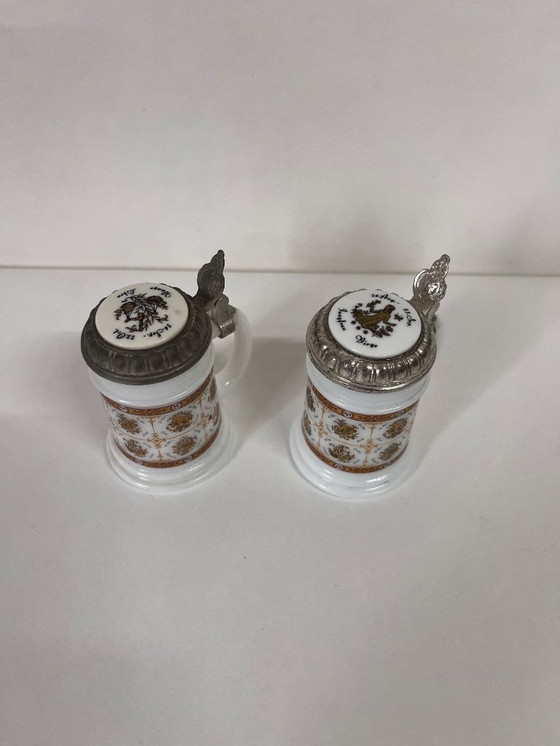 Image 1 of 2 jarras de cerveza en miniatura BMF con tapa