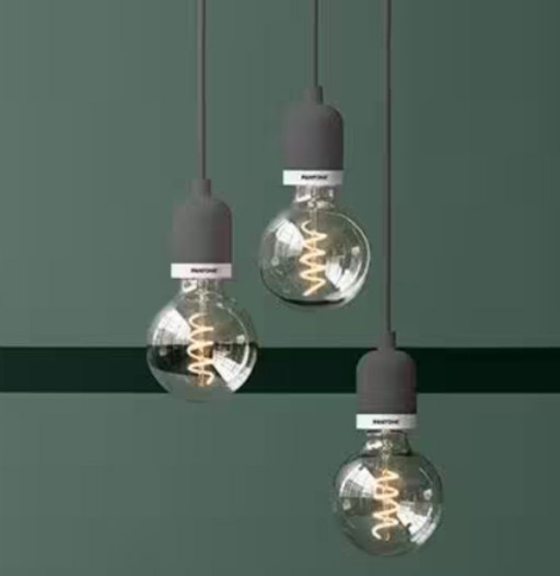 Pantone schwarz - 3 neue Pendelleuchten - DENEB Cap-hanger