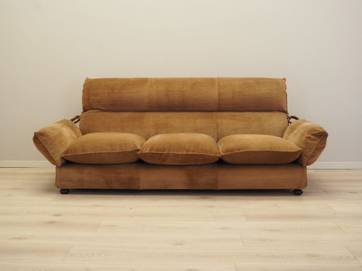 Brown velour sofa, Italian design, 1970s, manufacturer: Dall’Oca