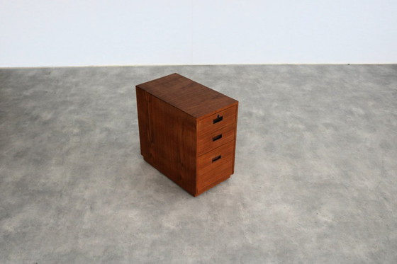 Image 1 of Commode suédoise vintage en teck