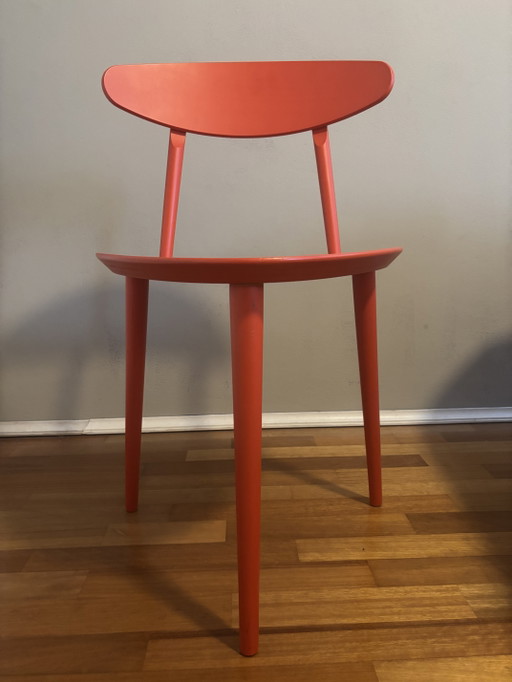 HAY J107 Designstoel – Poul M. Volther – Koraalrood