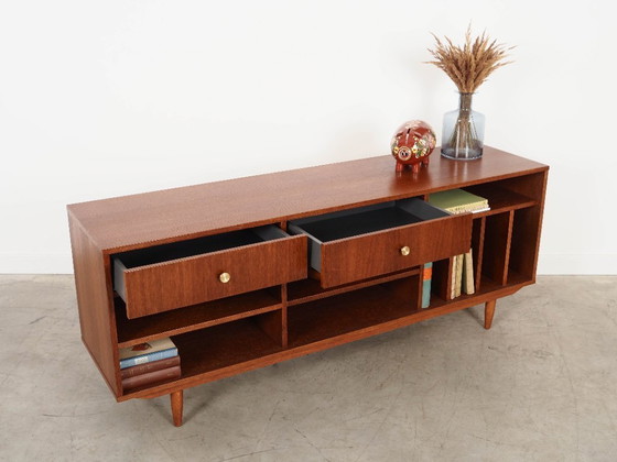 Image 1 of Eiken dressoir, Scandinavisch design