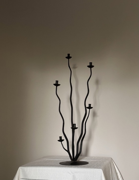 Vintage Brutalist IJzer Wavy 6 Armige Kandelaar – Kandelaars en kaarsen, Iron (photo 3 of 5)