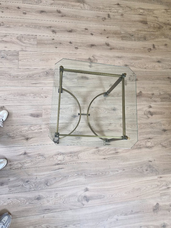 Image 1 of Table d'appoint style Hollywood Regency | 68 cm Laiton et verre |