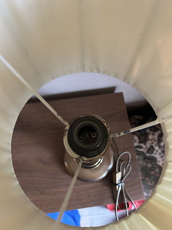 Lampada da tavolo classica in ottone con paralume a pieghe (vintage) – Lampade da tavolo, Other (photo 7 of 10)