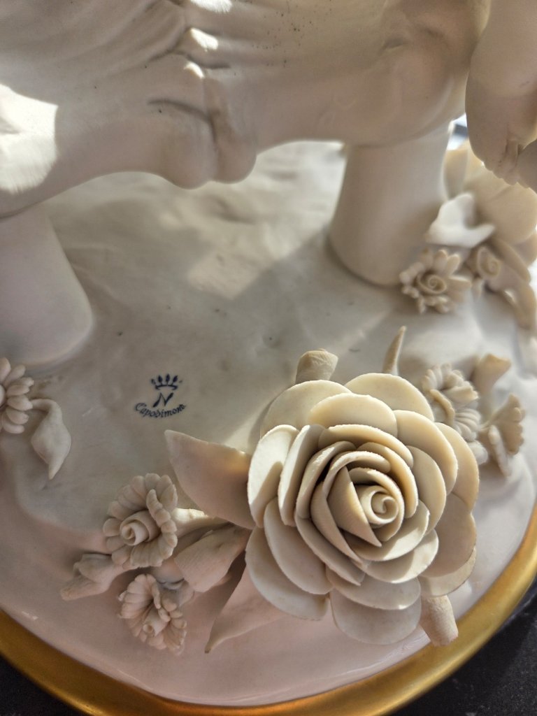 Cesare Villari - Sculpture - Biscuit porcelain - 20th century (Ref