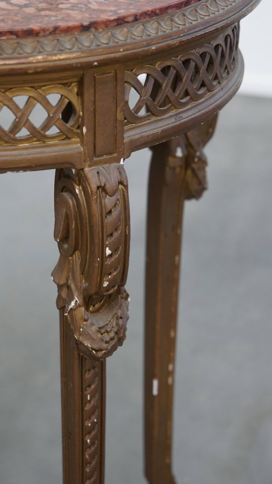 Image 1 of Antique French round side table with gold wood frame and marble top