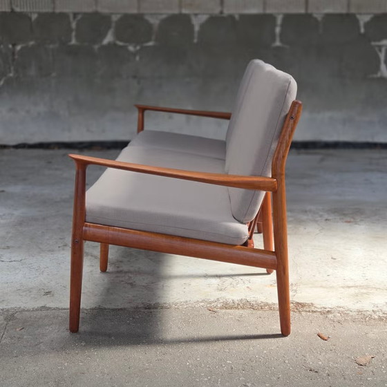 Svend Aage Eriksen Glostrup GM-5, vintage Danish sofa 60s – 3-5 seaters, Wood (photo 11 of 21)
