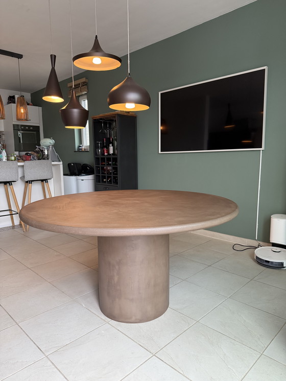 Image 1 of Mesa redonda Mortex - Diámetro 140 cm - Marrón