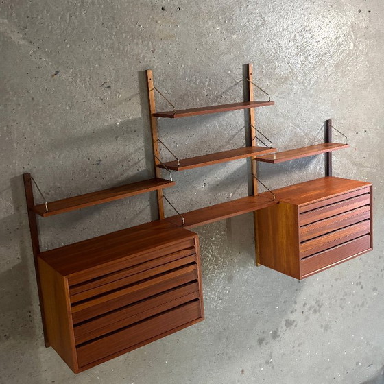 Poul Cadovius Royal System Wall Unit / Modular System – Shelving unit, Wood (photo 3 of 7)