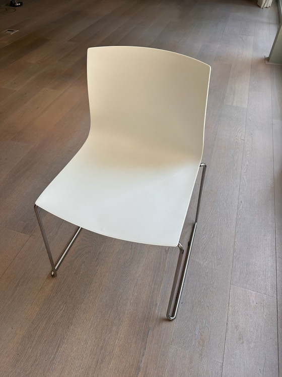 Six Arper Catifa dining chairs in very good condition! – Plastic (photo 6 of 10)