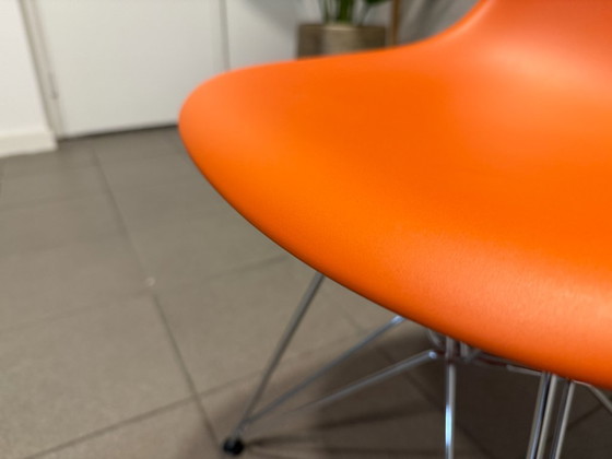 Vitra | Eames | DSR | Rusty orange | 4 pezzi – Sedie da pranzo, Plastica, Cromo (photo 7 of 10)