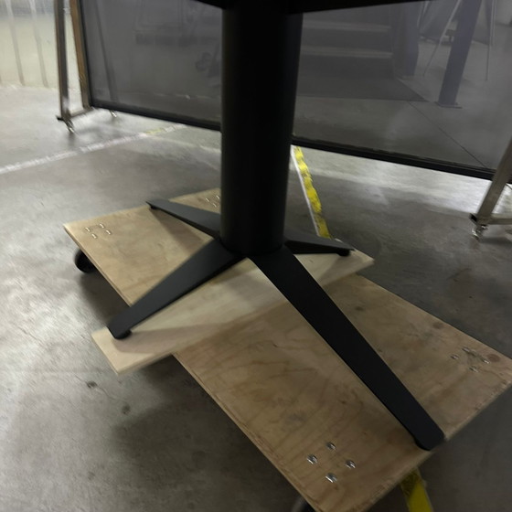 Carve – Bert Plantagie, Dining tables (photo 3 of 5)