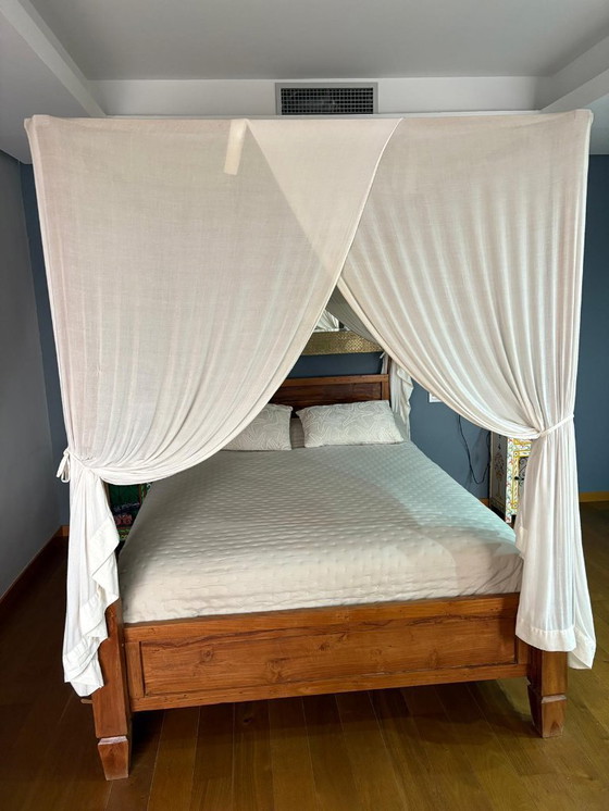 Image 1 of Luxuriöses balinesisches Bett