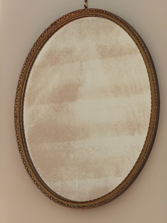 Miroir oval en bois sculpté doré – Glass, Wood (photo 2 of 6)
