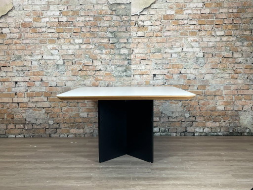 Tavolo da pranzo di design – Multistrato HPL bianco