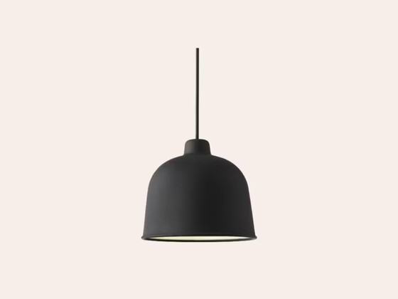 Image 1 of Muuto Grain Black
