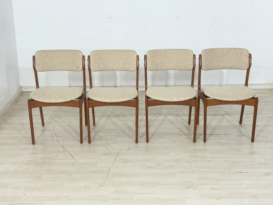 Set van 4 Deense designstoelen uit het midden van de 20e eeuw / Teakhouten eetkamerstoelen / Keukenstoelen (photo 2 of 14)