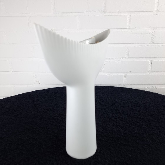 Image 1 of Vase vintage en dents de requin Tapio Wirkkala blanc Rosenthal