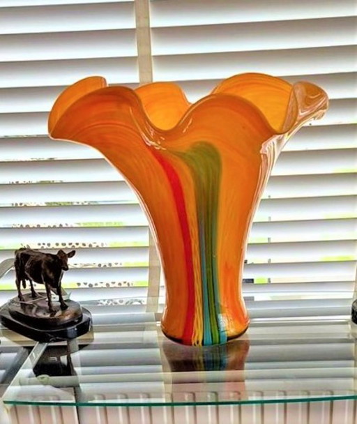 Grand vase en verre orange de style Murano