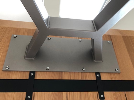 Image 1 of Magnifique table de salle à manger (Remo) Bert Plantagie