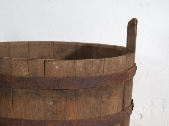 Barile in legno antico con cerchi in ferro – Europa Centrale, circa 1920 – Oggetti decorativi, Wood, Iron (photo 23 of 40)
