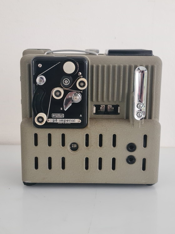 Image 1 of Oggetto decorativo vintage Eumig P8 Imperial proiettore 8mm look industriale