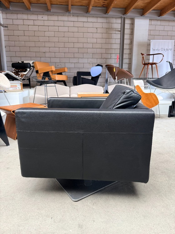Image 1 of Vitra Park swivel armchair