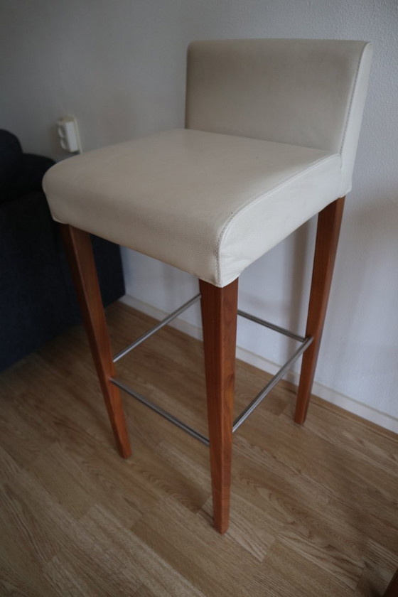Image 1 of 4 Hülsta bar stools in perfect condition - optional bar table for small additional charge