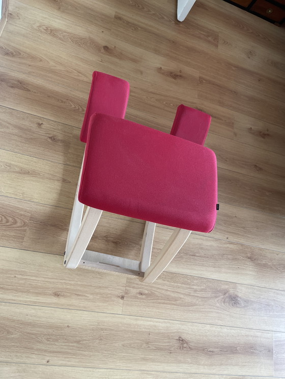 Image 1 of Stokke Kniestoel Rood
