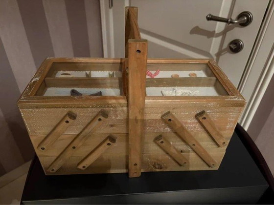 Image 1 of Sewing box with 2 glass plates in lids