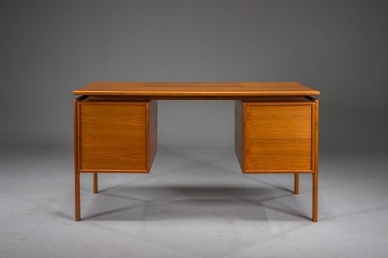 Image 1 of  Deens bureau van Arne Vodder voor GV Møbler, jaren 60