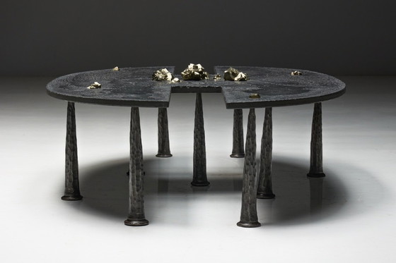 Image 1 of Thomas Serruys, Couchtisch im Stil des Brutalismus aus Eisen, Belgien, 2019