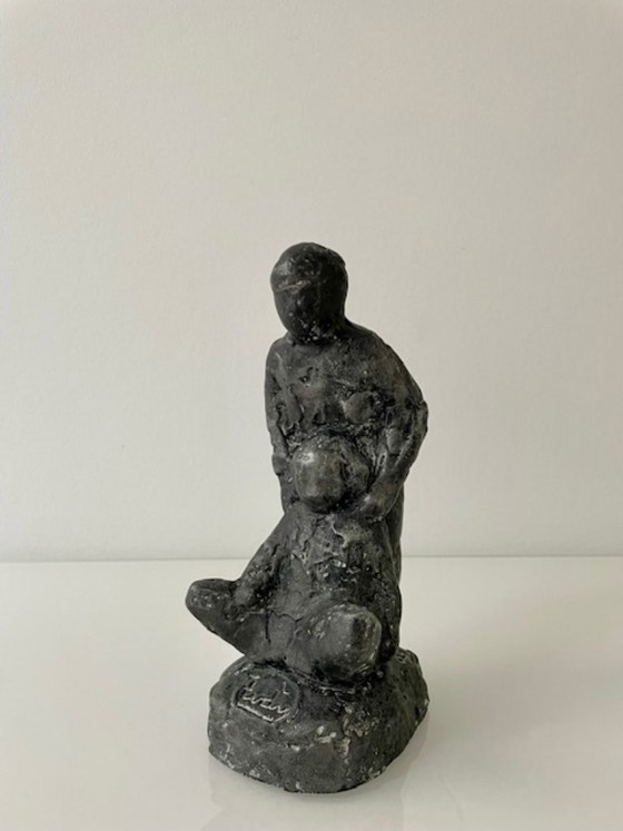 Escultura de Tony van de Vorst ‘Kinderen’ – 1989 – Stone (photo 3 of 15)