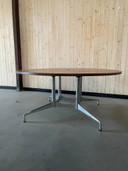 Vitra Eames Segmented Table