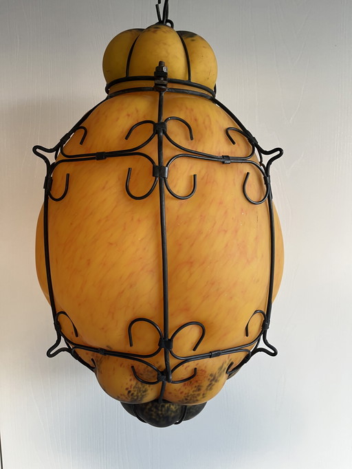 Lámpara de vidrio soplado