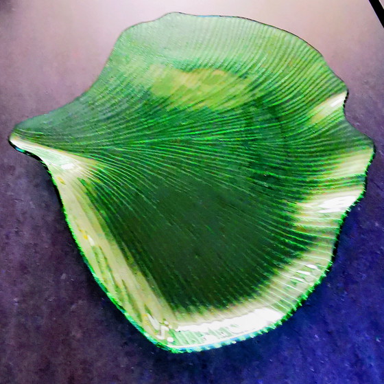 Image 1 of Decoration and/or serving dish, Ginkgo leaf