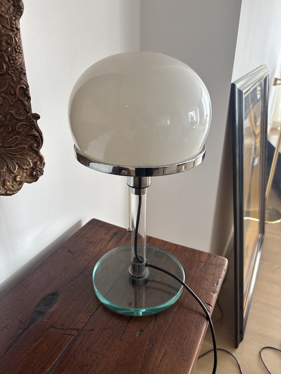 Image 1 of Lámpara de mesa icónica Bauhaus WG