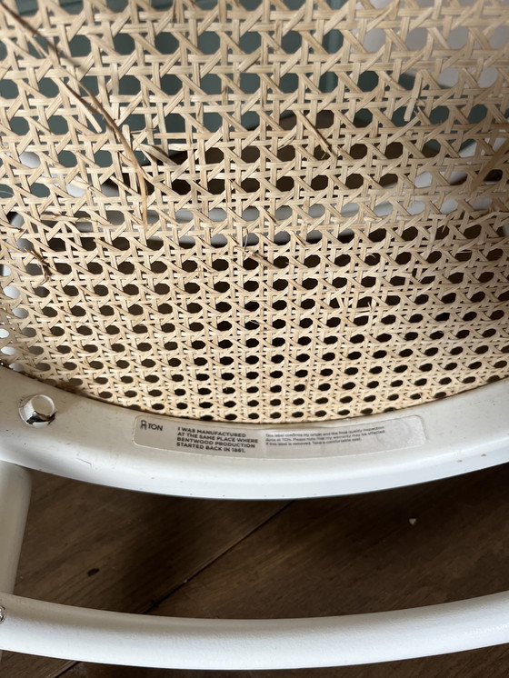 Image 1 of 2 Vintage Thonet stoelen – Model No. 102 / Vienna – Wit