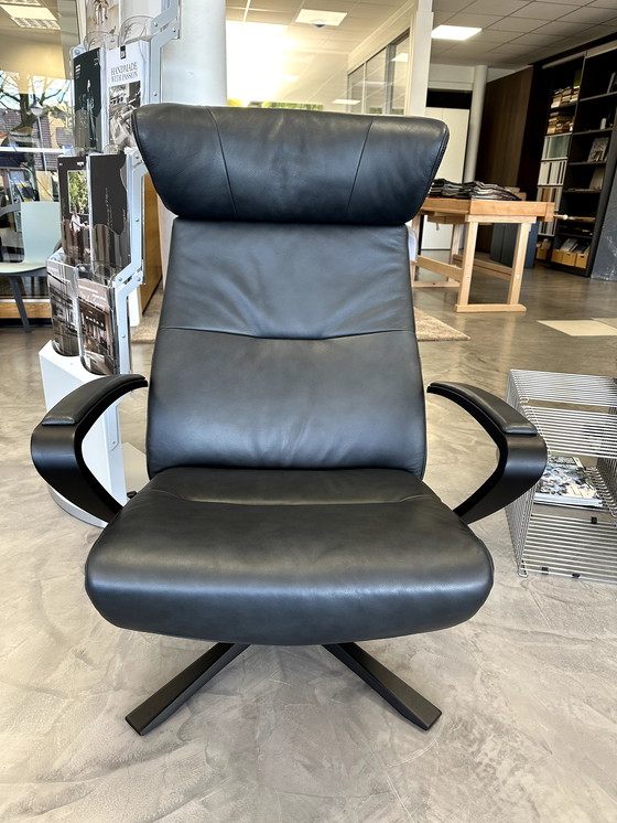 Image 1 of Zwarte fauteuil van Konform