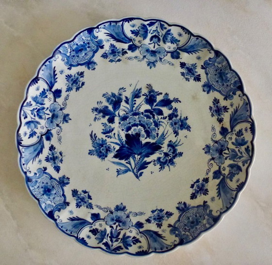 Image 1 of Ancienne assiette murale produite par De Porceleyne Fles