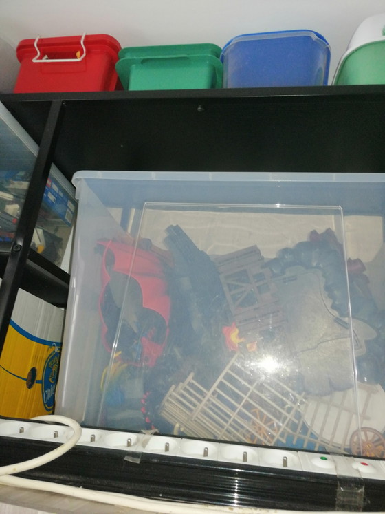 Image 1 of 300