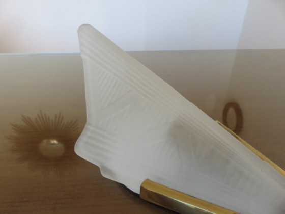 Art Deco Wall light, in gilded brass and thick frosted glass, Transparent (photo 5 of 12)