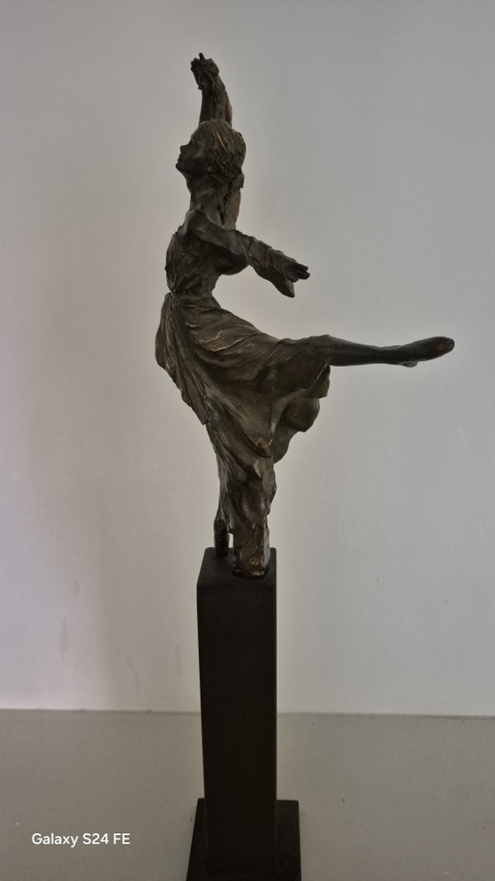 Ballerina di bronzo – miro, Sculture, Bronze (photo 5 of 6)