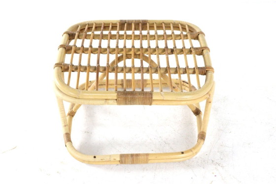Poggiapiedi e pouf vintage in rattan (photo 9 of 11)