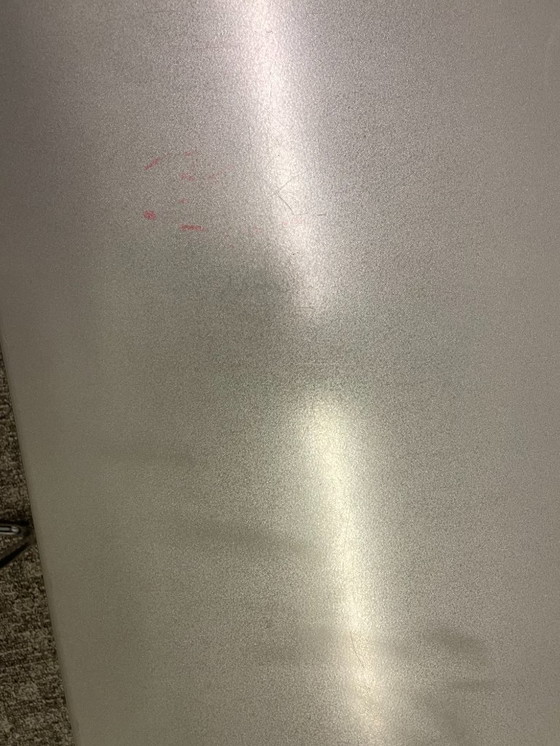 Image 1 of Design eettafel (less van Jean Nouvel voor Molteni)