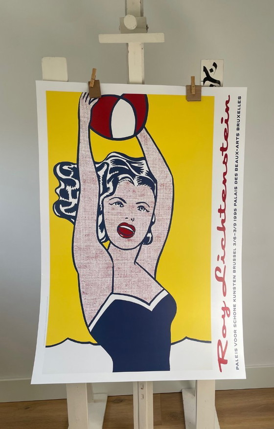 Image 1 of Roy Lichtenstein (1923-1997), Meisje met bal, 1961, copyright Roy Lichtenstein&Sabam Brussel 1995, The Museum of Modern Art, N