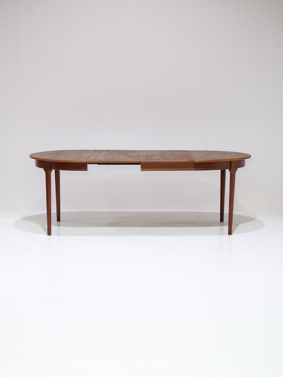 Image 1 of Extendable round dining table oval Danish teak vintage